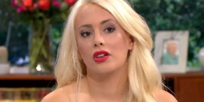 Canlı Yayına Çırılçıplak Çıktı!