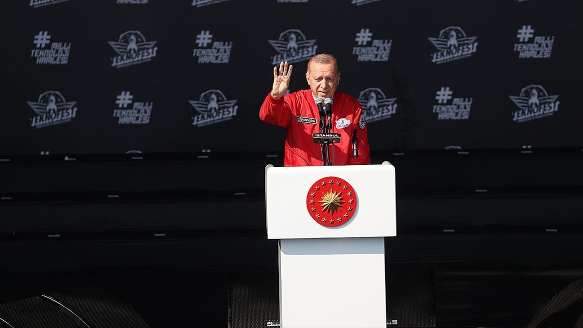 Cumhurbaşkanı Erdoğan: Teknofest'in Genç Mucitleri, 2053 Ve 2071 Türkiye'sinin Mimarları Olacak