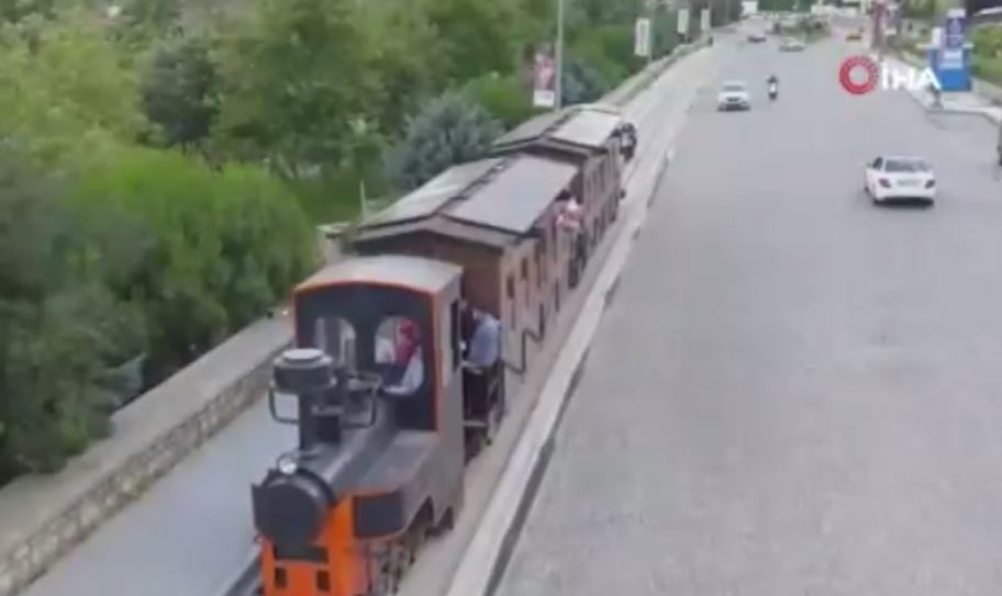 Yüzyıllık tren yeniden raylarda