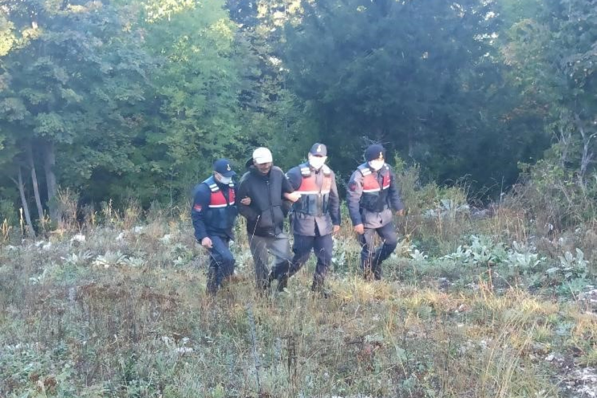 Mantar toplarken kaybolan şahsı jandarma buldu