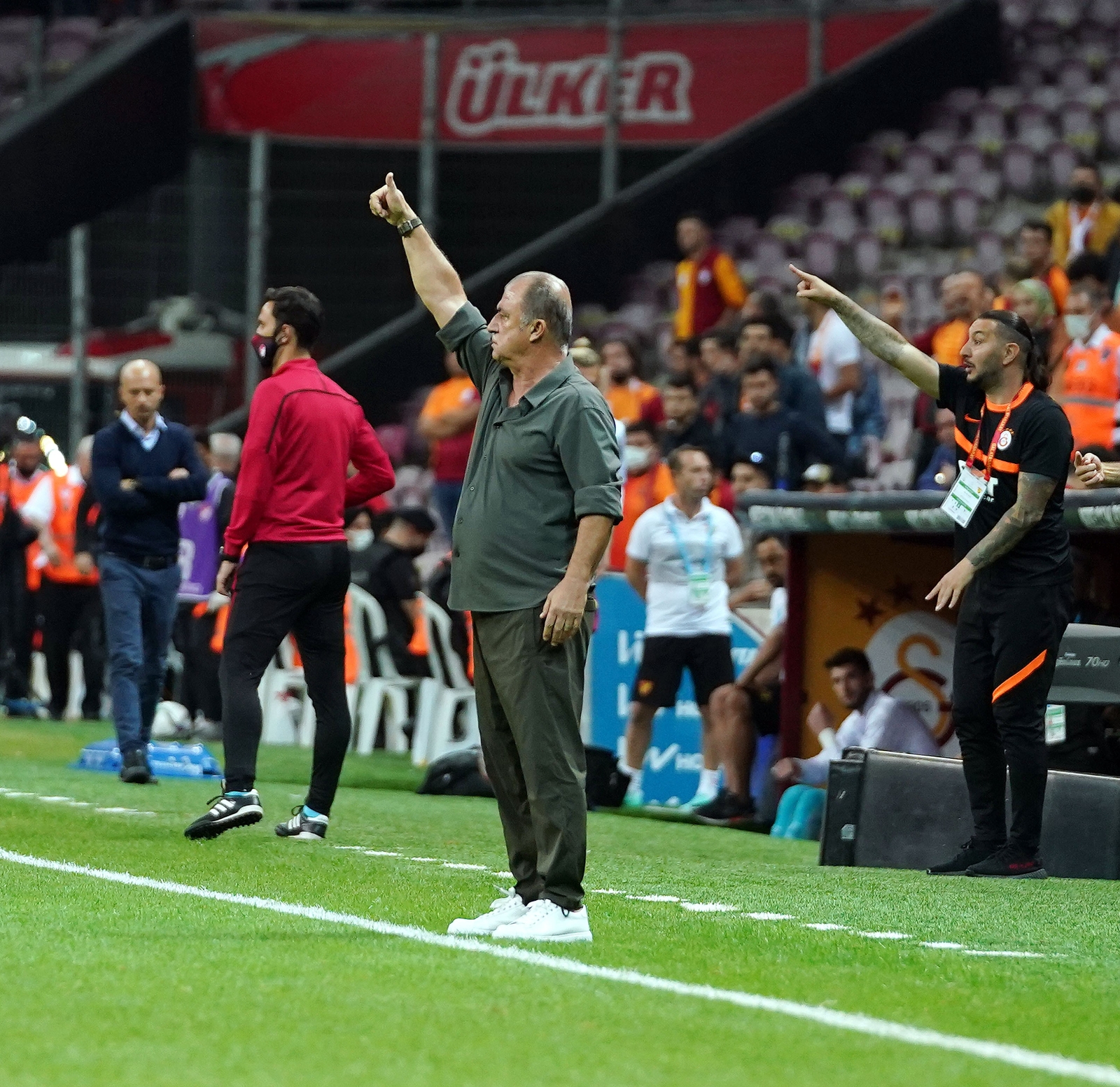 Fatih Terim: "3 puan zamanlama olarak önemliydi"