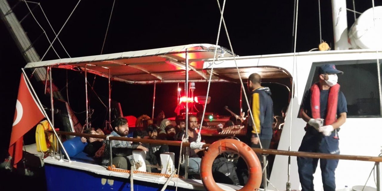 Çanakkale açıklarında 193 düzensiz göçmen yakalandı