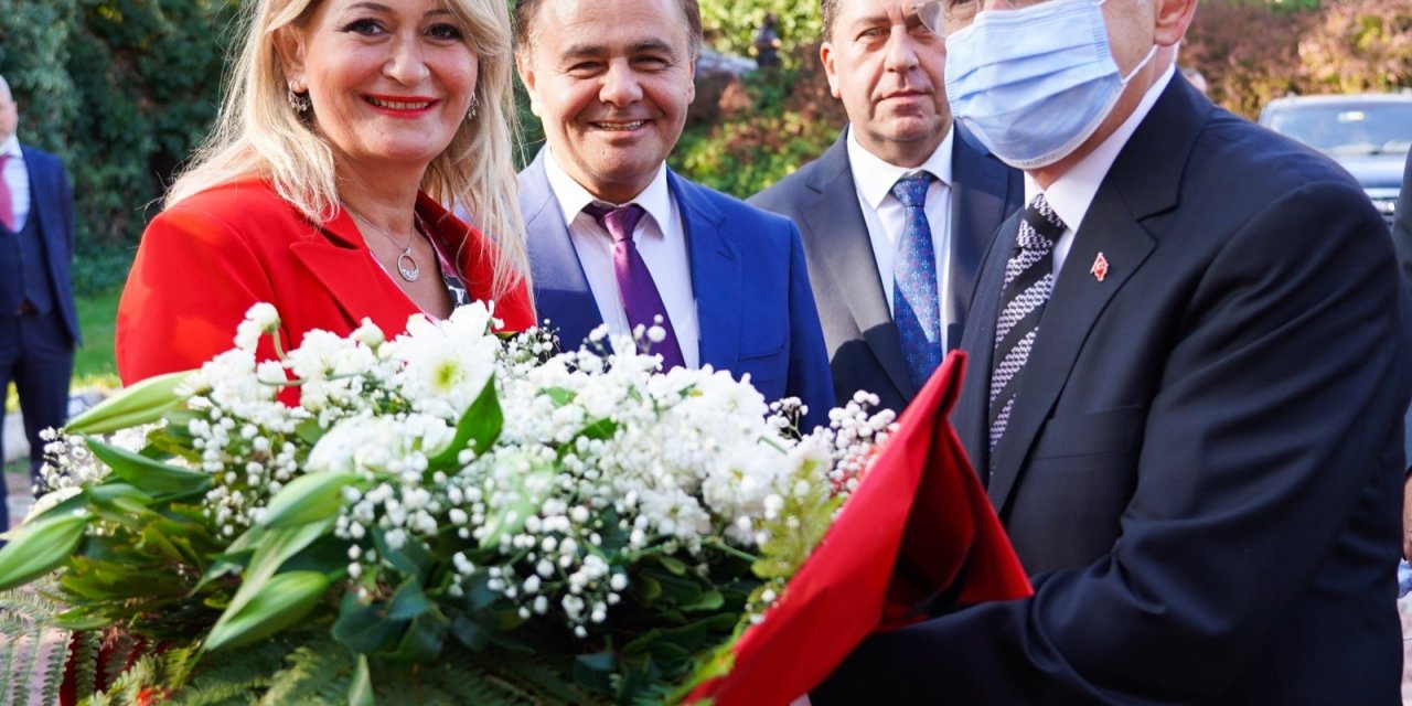 Kılıçdaroğlu, Bilecik Belediye Başkanı Şahin’i ziyaret etti