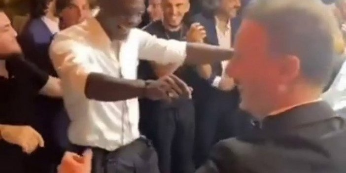 Mario Balotelli’den çiftetelli şovu