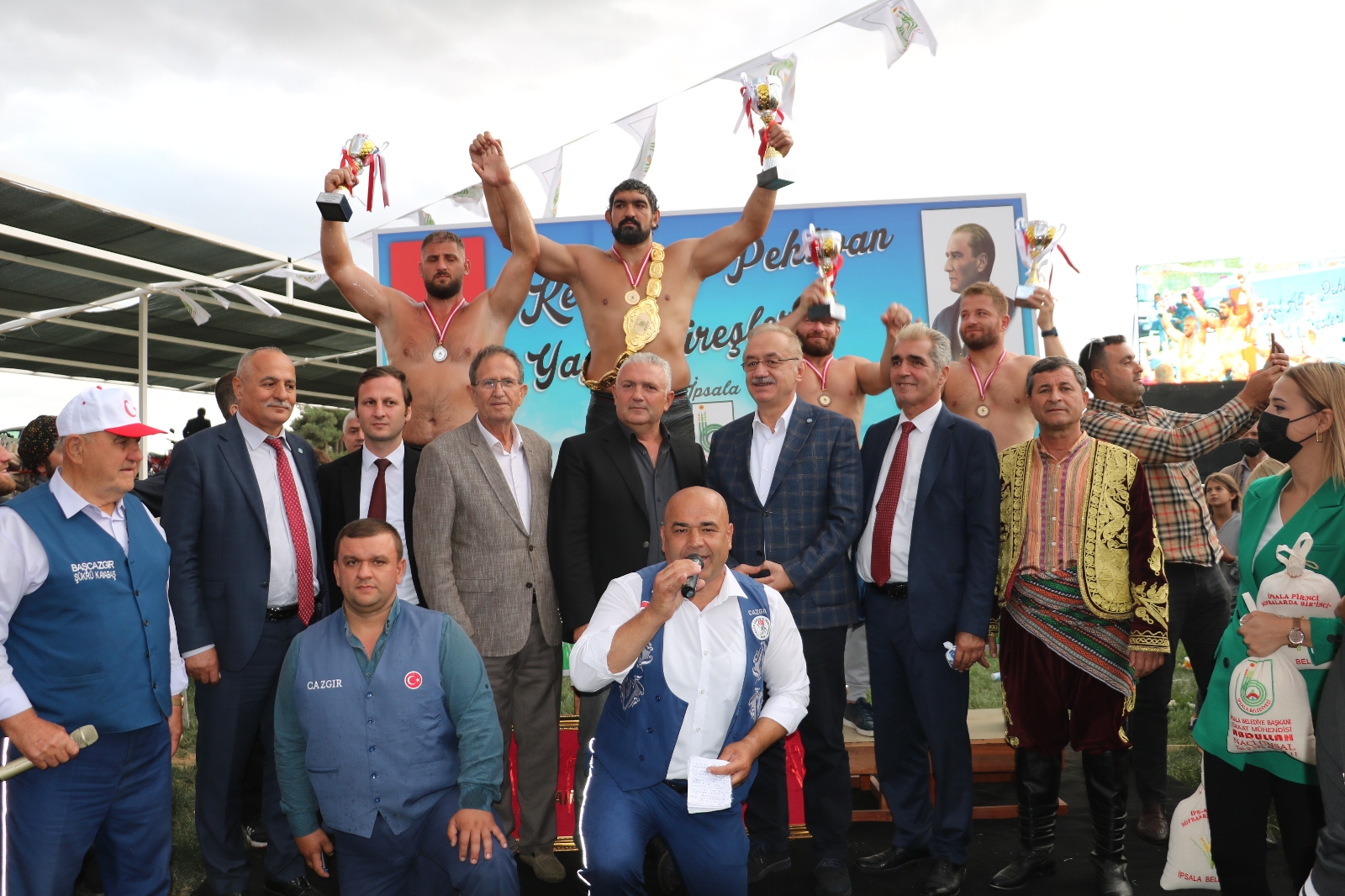 Kel Aliço Güreşleri’nde başpehlivan İsmail Koç oldu