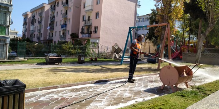 Kuşadası Belediyesi Halk Sağlığından Taviz Vermiyor