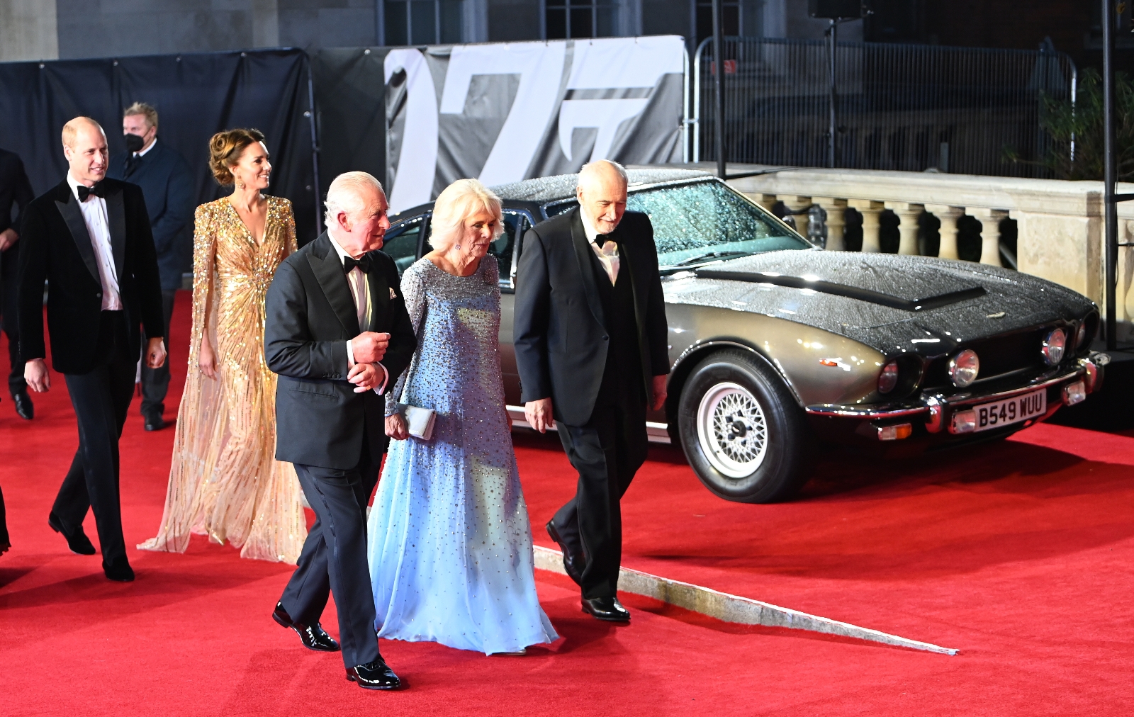 James Bond’un “No Time to Die” galasında Kraliyet rüzgarı esti