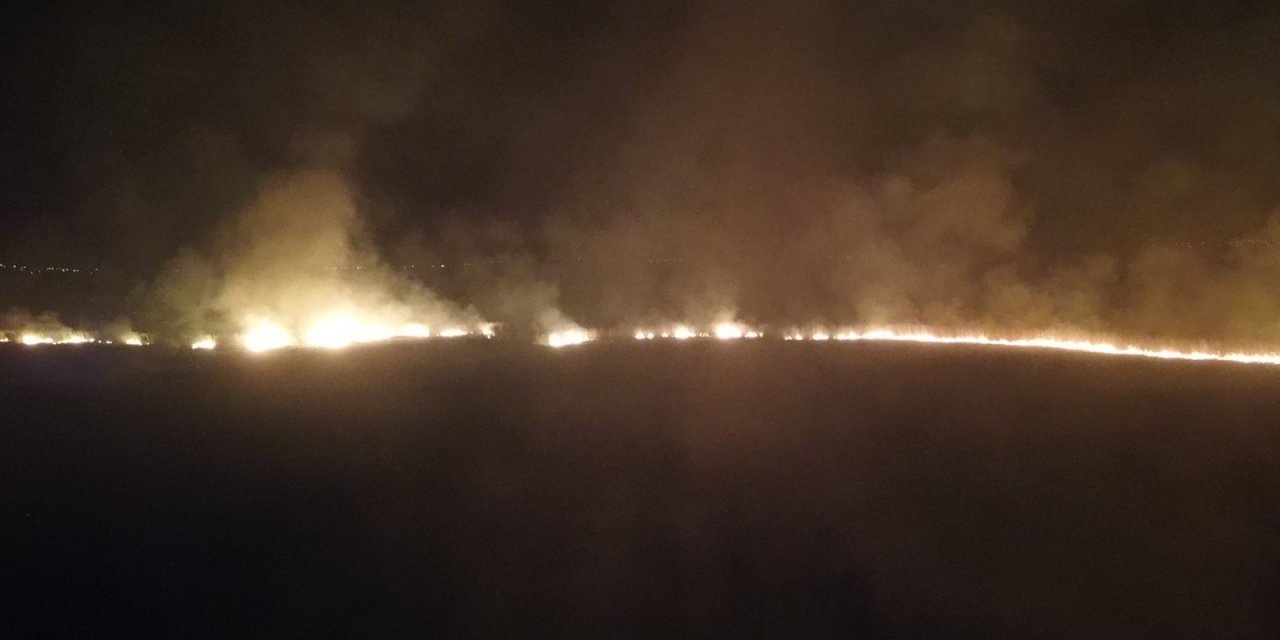 Karamık Gölü’nde 6 gün arayla ikinci sazlık alan yangını