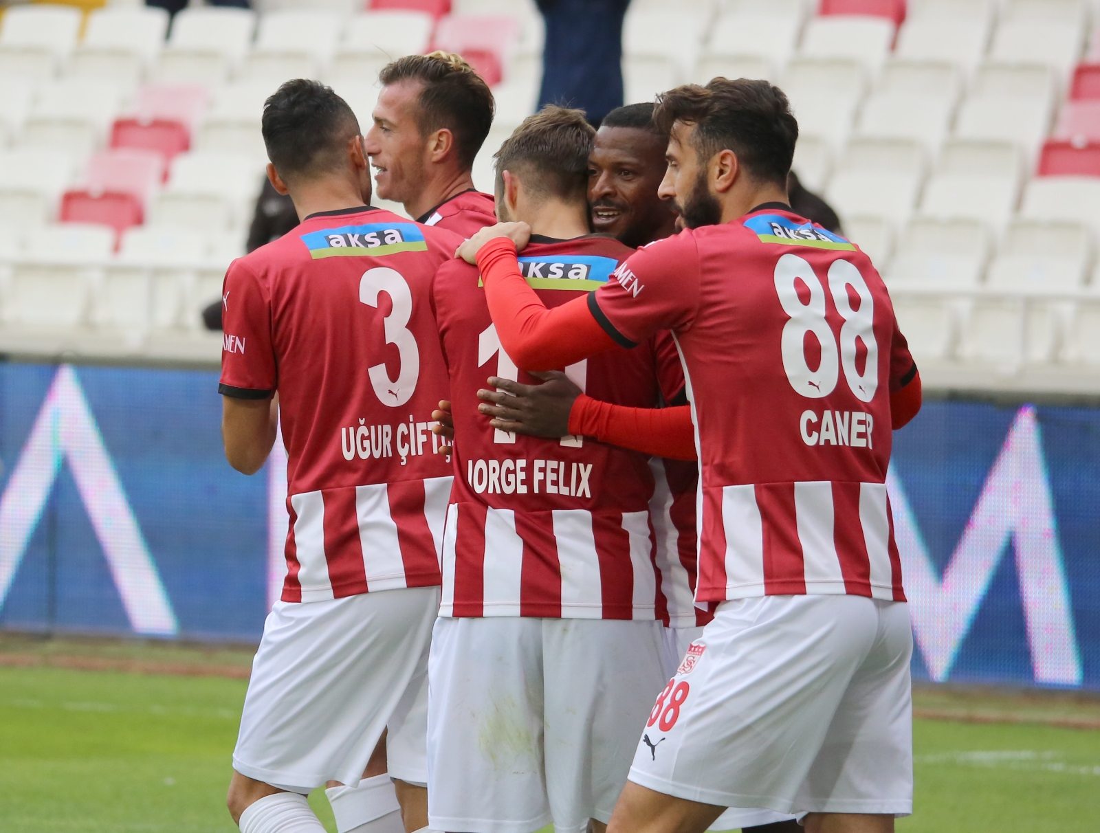 Sivasspor yenilmezlik serisini sürdürmek istiyor
