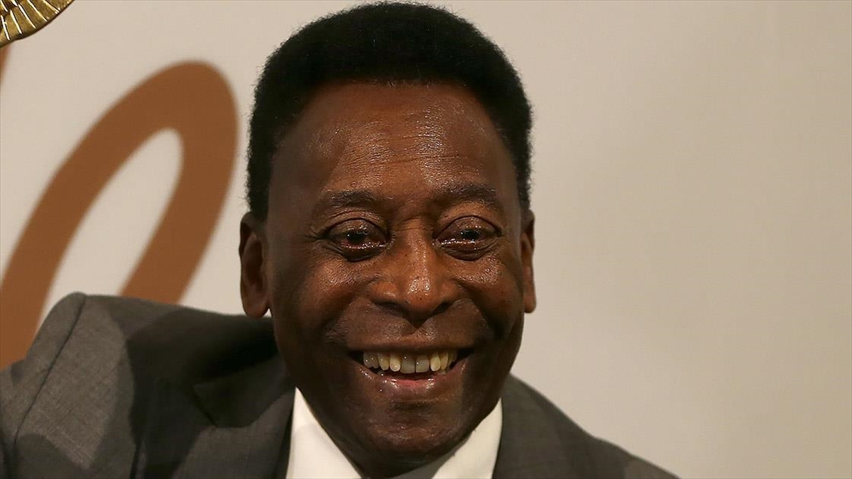 Efsane Futbolcu Pele, Taburcu Edildi