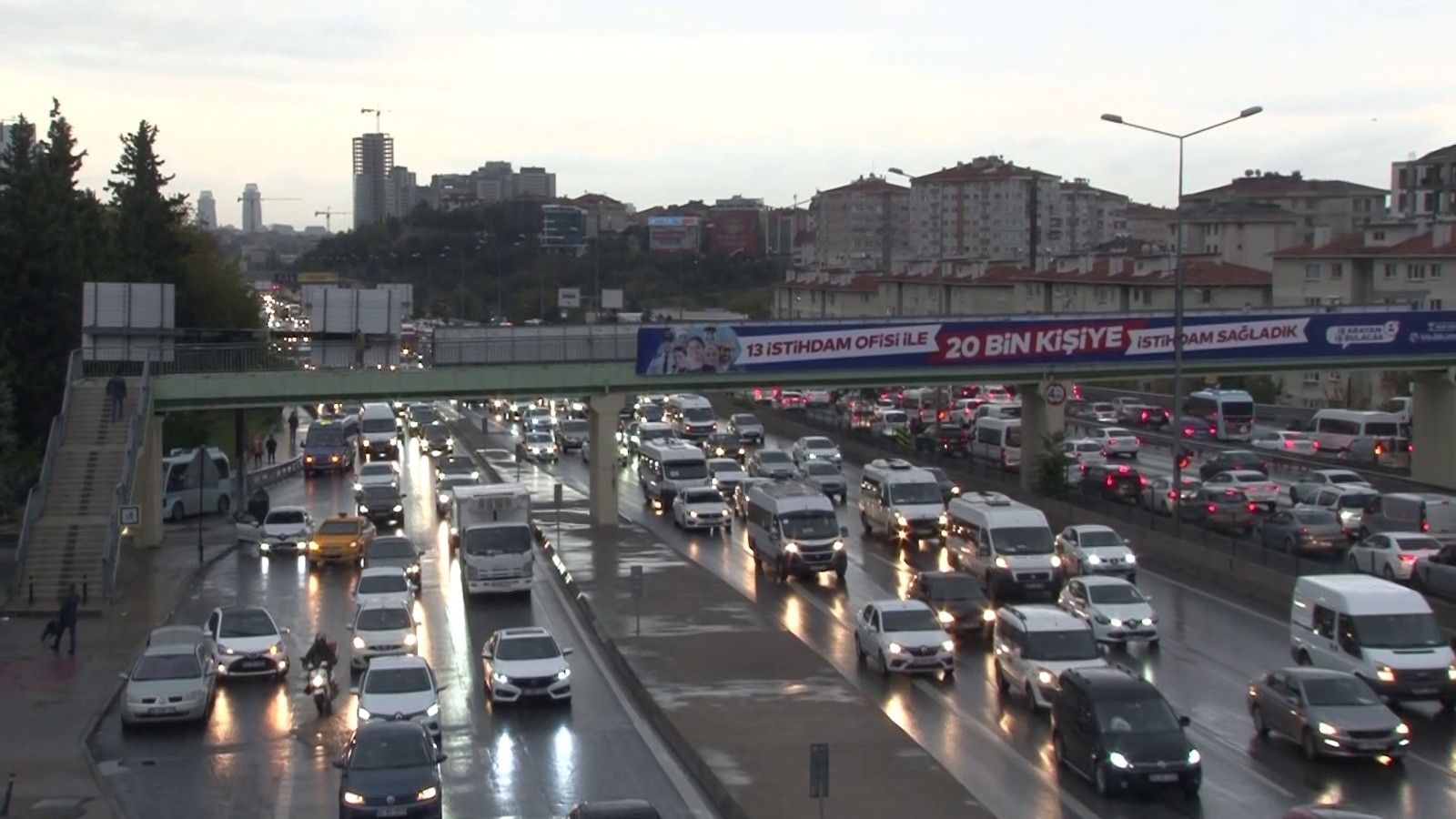 İstanbul’da haftasonu öncesi trafik yoğunluğu