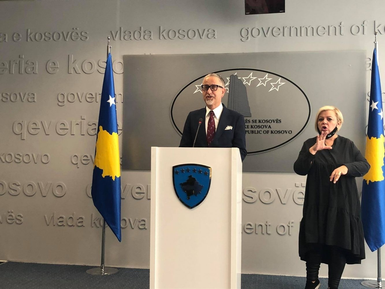 Kosova Sağlık Bakanı Vitia istifa etti