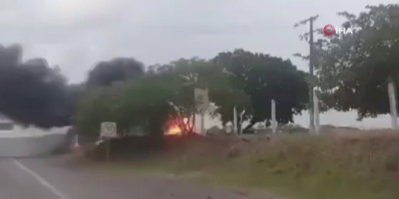 Meksika’da küçük uçak düştü: 1 ölü