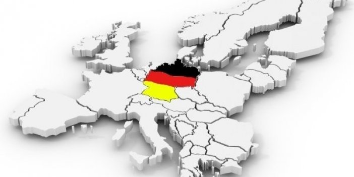 Almanya’da 9 eski asker hakkında “göçmenlere saldırı” şüphesi ile soruşturma açıldı