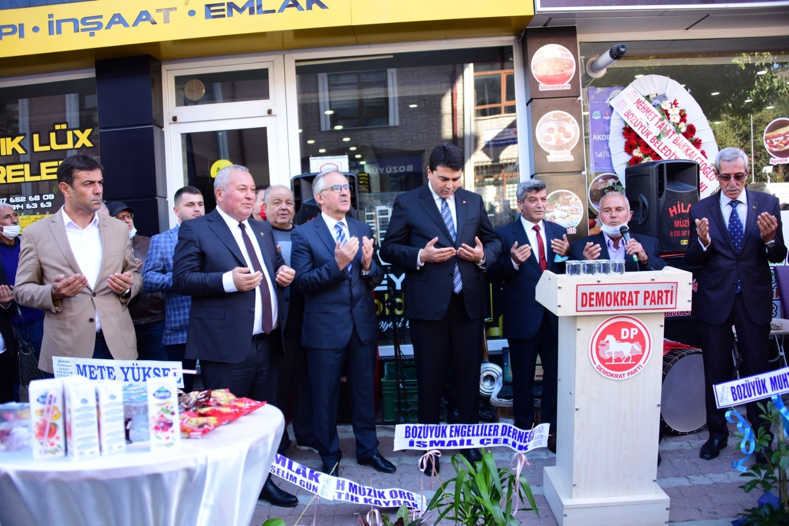 DP Genel Başkanı Uysal, Bozüyük İlçe Başkanlığı’nın açılışına katıldı