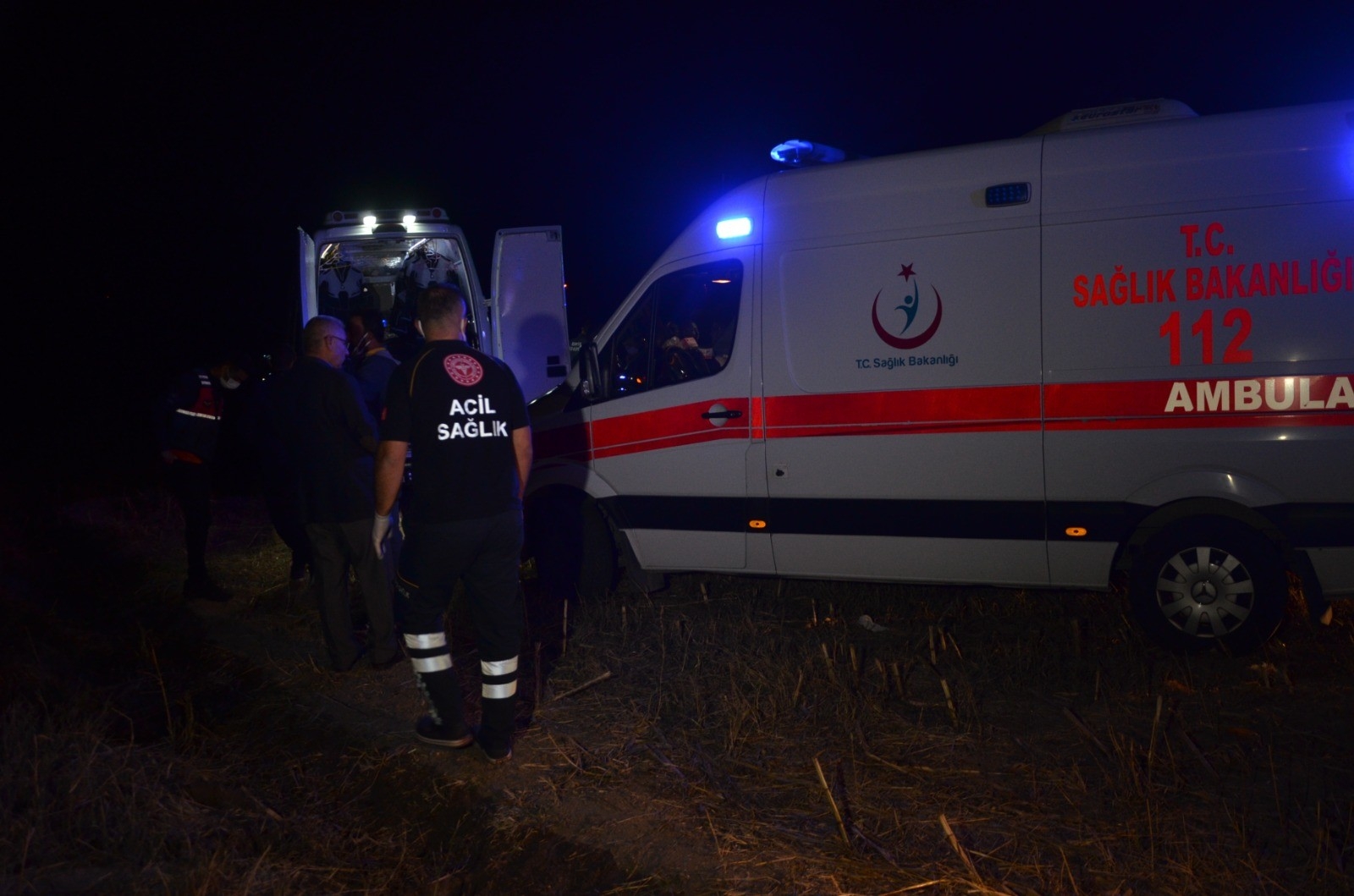 Kuzusunu kurtarmak için gölete giren çocuk boğuldu