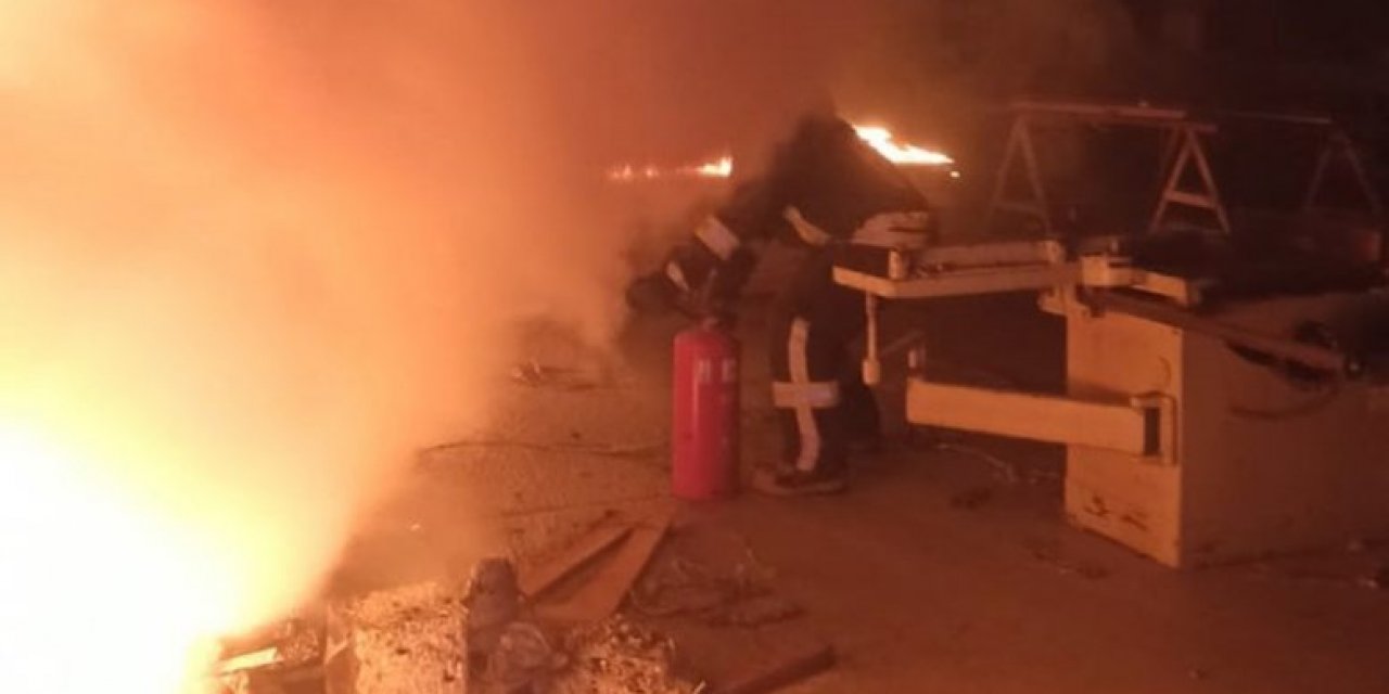 Muğla'daki santralin marangoz atölyesinde yangın çıktı
