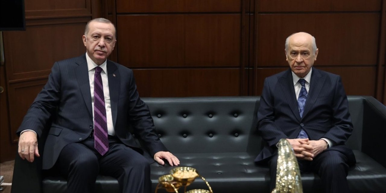 Cumhurbaşkanı Erdoğan'dan Devlet Bahçeli'ye taziye telefonu