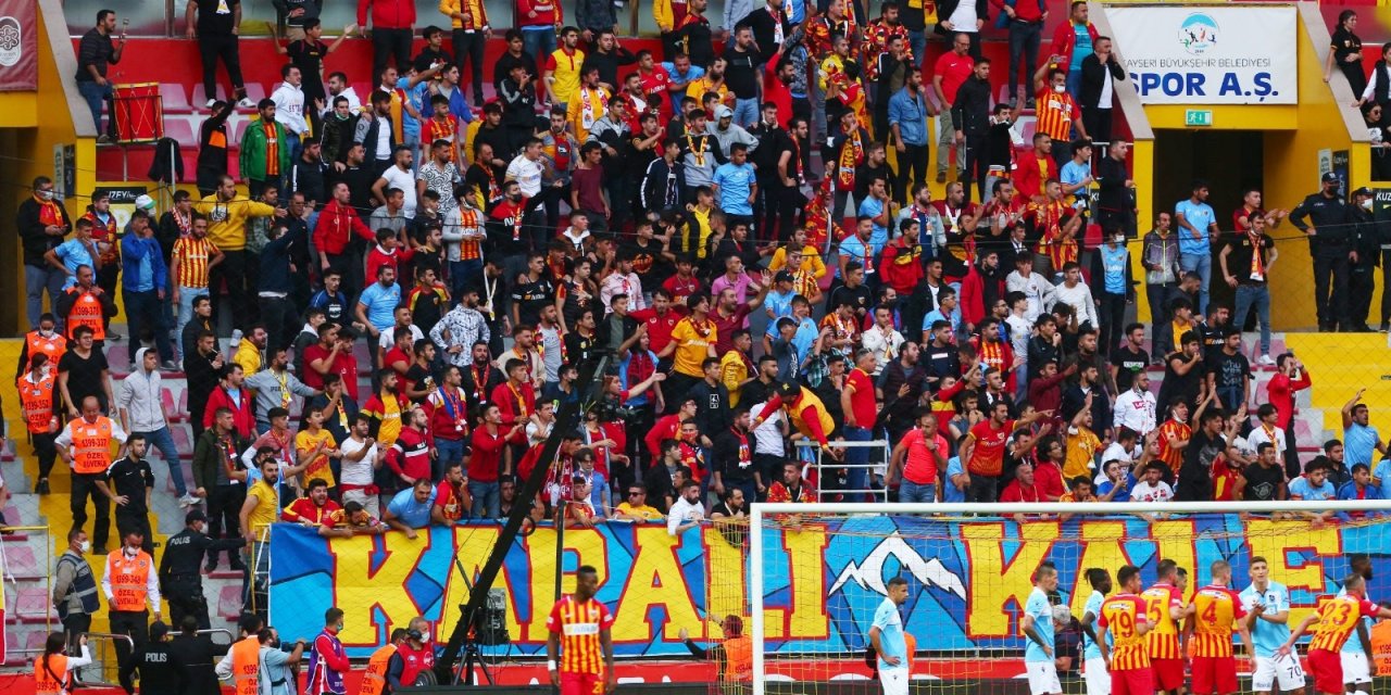 Kayserispor - Trabzonspor maçını 4 bin 289 taraftar izledi
