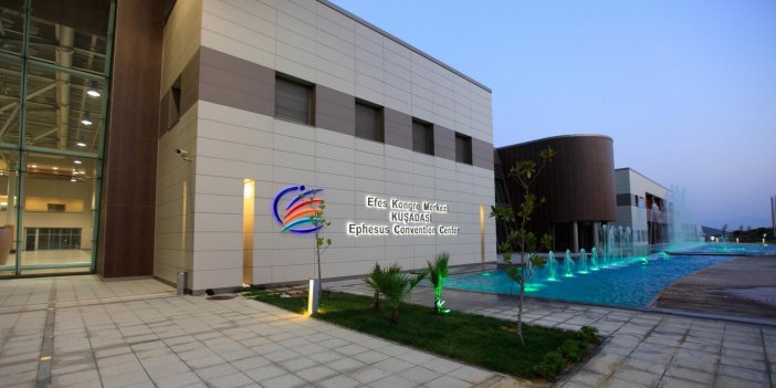 Kuşadası'nda Komer'in Geleceği Masaya Yatırıldı