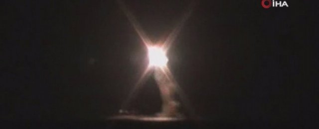 Rusya ilk kez nükleer denizaltıdan Zirkon güdümlü balistik füze fırlattı