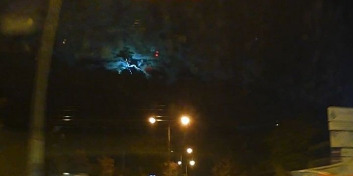 İstanbul’da gece düşen göktaşı, gökyüzünü aydınlattı
