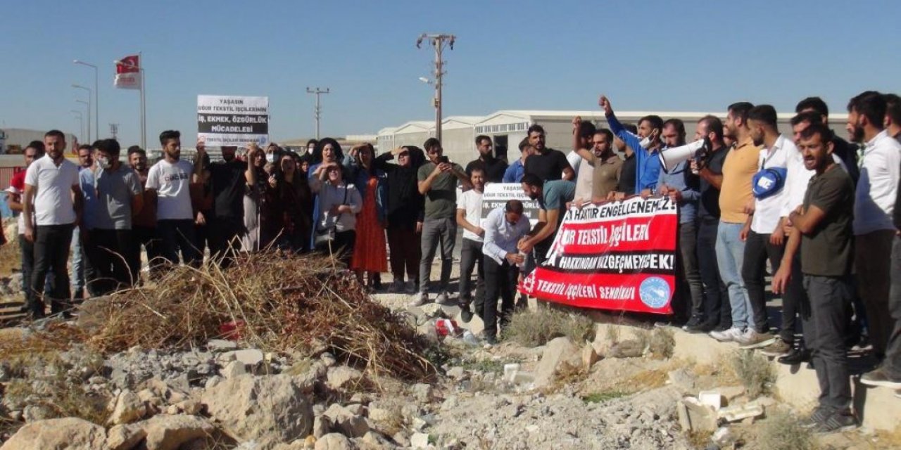 Şanlıurfa'da 350 işçi fabrika önünde eylem yaptı