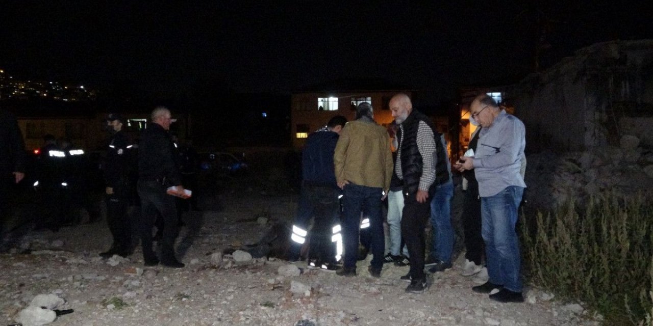 Bursa'da boş arazide kasıklarından vurulmuş erkek cesedi bulundu