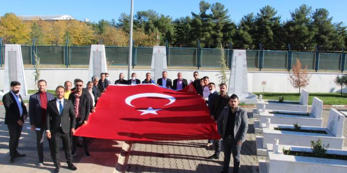 Siirt’te şehit ailelerinden Lütfü Türkkan’a tepki