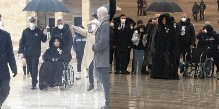 Anıtkabir'de Askerin Şemsiye Tuttuğu Bülent Ersoy'dan İlk Açıklama