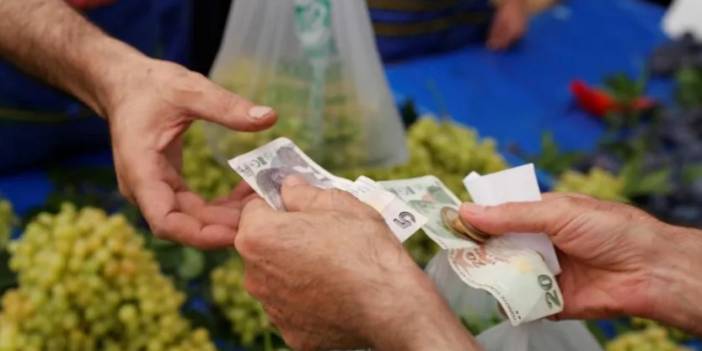 Açlık sınırı asgari ücreti yıkıp geçti