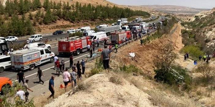 Katliam gibi kaza: 16 ölü, 21 yaralı