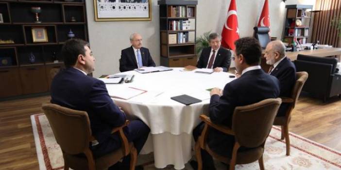 6'lı Masa'nın toplantısında duvardaki fotoğraf dikkat çekti