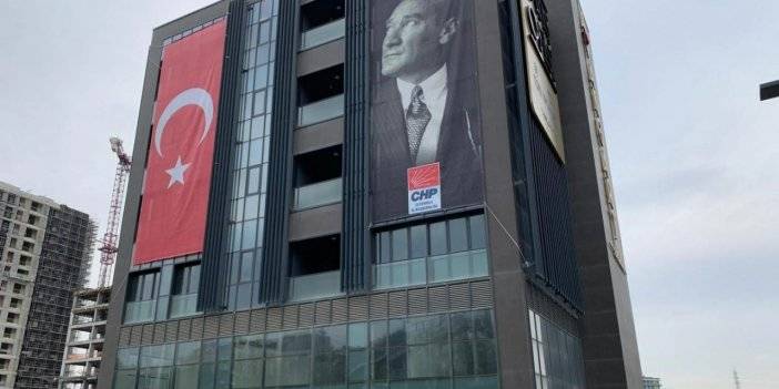 Kaftancıoğlu duyurdu: CHP İstanbul İl Başkanlığı'na silahlı saldırı!