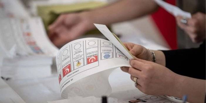 Partilerin oy pusulasındaki yerleri belli oldu