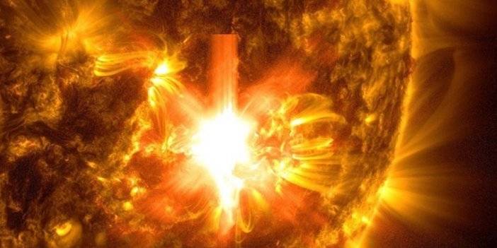 Jeomanyetik Fırtına nedir, hayatımızı nasıl etkileyecek?