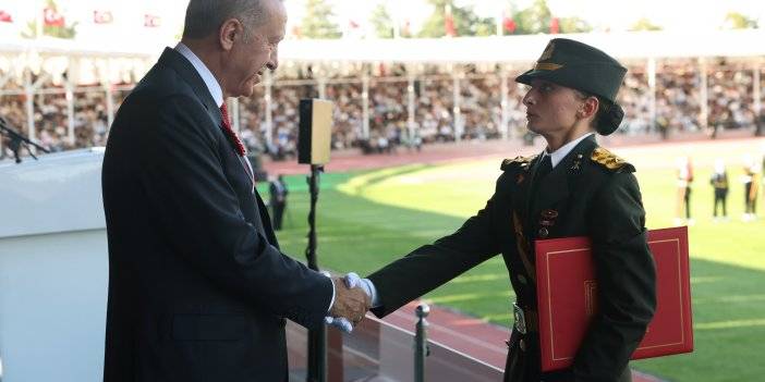 Erdoğan'dan teğmenler açıklaması