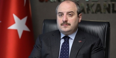 Bakan Varank, Erol Mütercimler Hakkında Suç Duyurusunda Bulundu