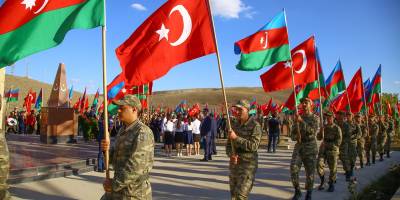 Azerbaycan ordusundan Dağlık Karabağ'daki Ermeni garnizonuna teslim olma önerisi: Kaybınız artmasın