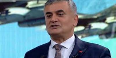 Ünlü Anketçi Adil Gür Canlı Yayında Fenalaştı!