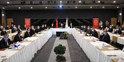 Bakan Koca, pandemi toplantısına İBB Başkanı İmamoğlu'nu çağırmadı