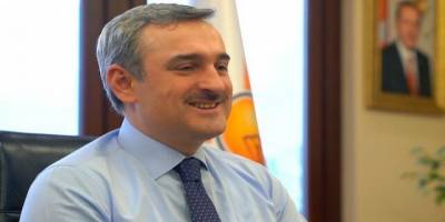 AKP İstanbul İl Başkanı adaylıktan çekildi
