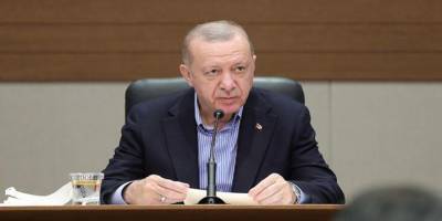 Erdoğan'dan gazeteciye: Maskeni Çıkar!