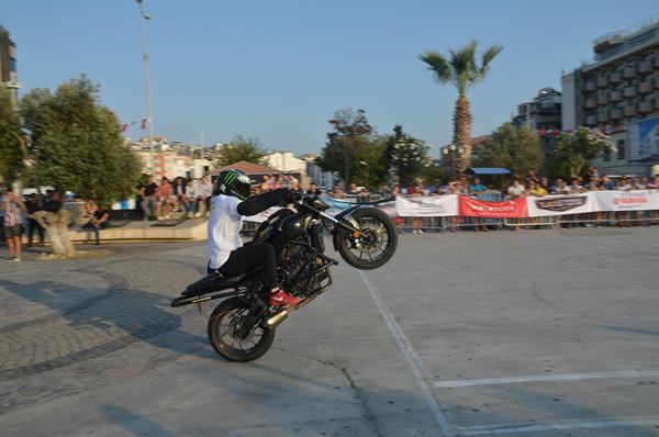 09-route-kusadasi-motosiklet-karnavali-motoshowla-basladi,,,,,,,,.png