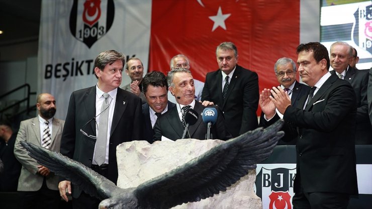 Ahmet Nur Çebi, 5 Bin 9 Üyenin Oyunu Alarak Beşiktaş'ın Başına Geçti