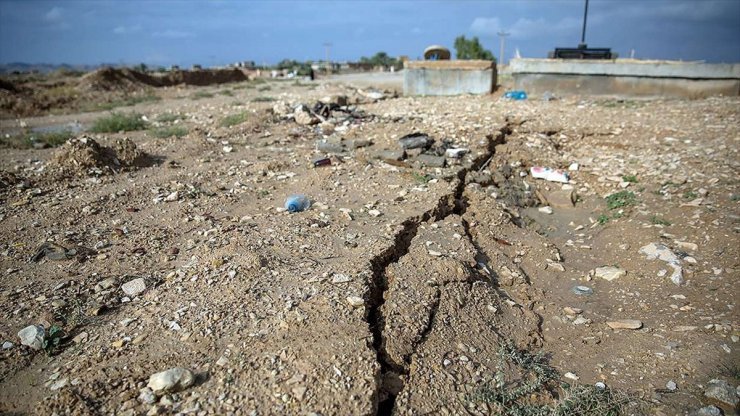 İran'ın Güneyindeki Hürmüzgan Eyaletinde 5,6 Büyüklüğünde Deprem Meydana Geldi