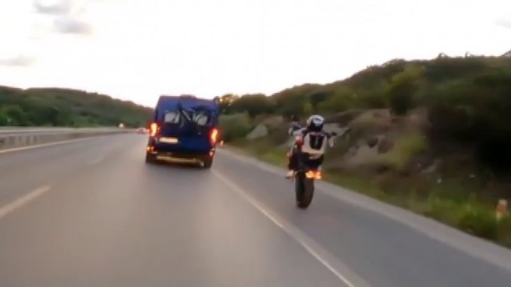 Şile Yolunda 6 Motosikletlinin Trafik Teröristliği
