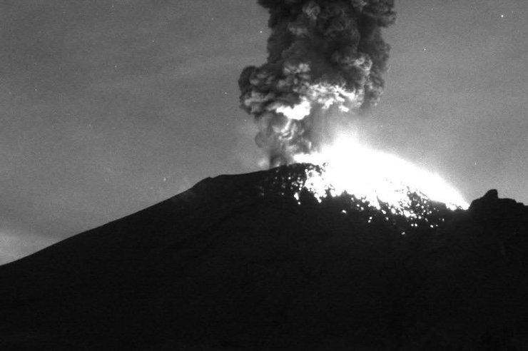 Popocatepetl Yanardağı’nda son 24 saatte 6 patlama oldu