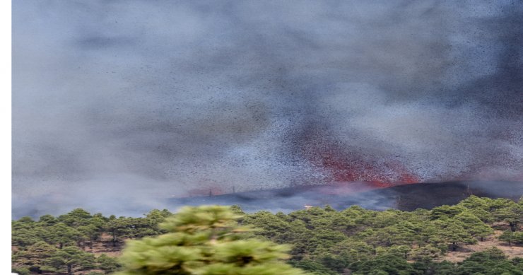 Kanarya Adaları’nda yanardağ patlaması