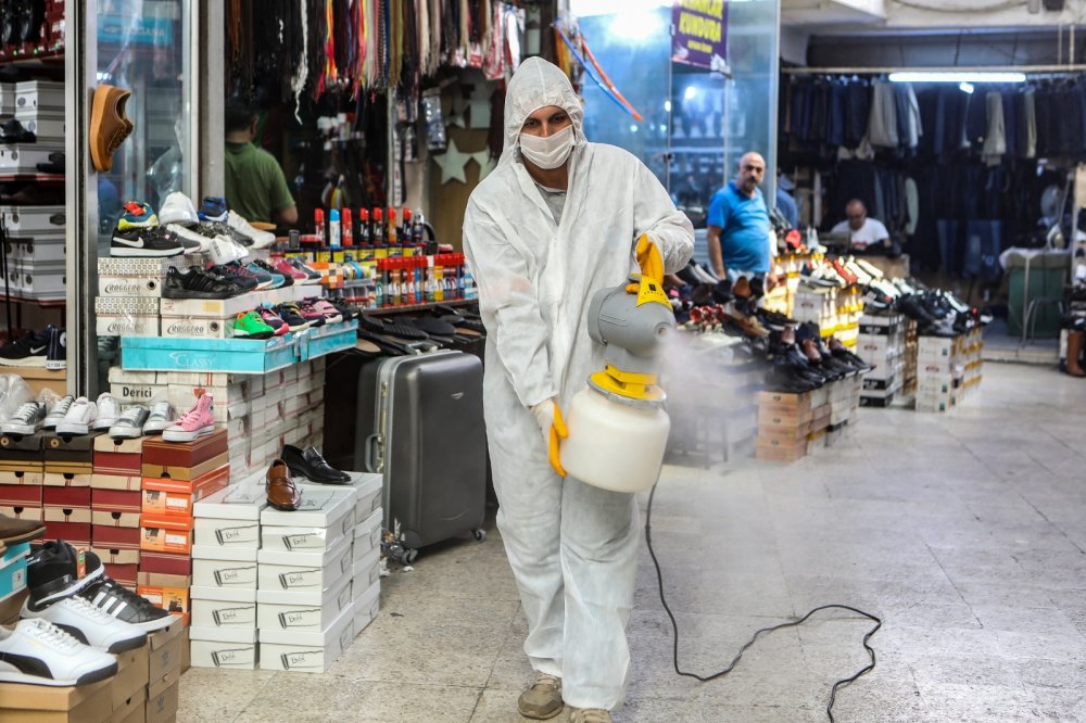 Mersin Büyükşehir Belediyesi 1 Milyon 912 Bin 220 Kez İlaçlama Yapıldı